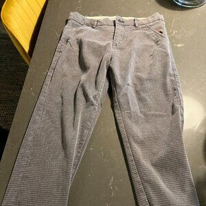 Mens mid rise cotton blend, tappered leg
